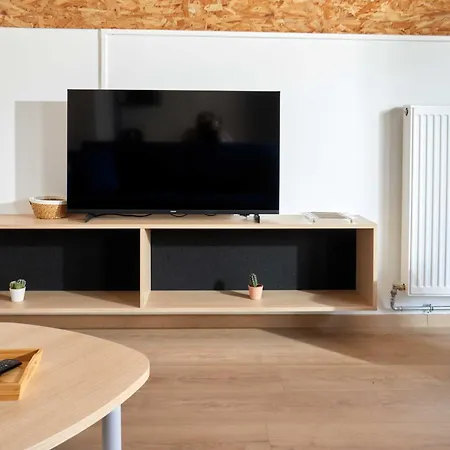 La Ferme Des Ailleurs Aparthotel 3*